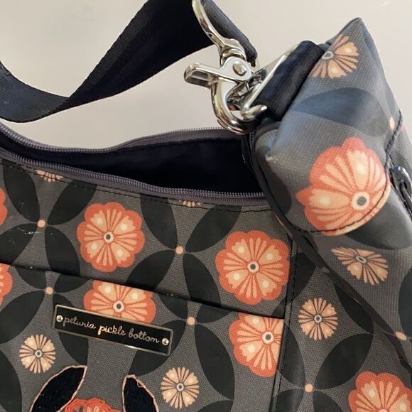 PETUNIA PICKLE BOTTOM TOURING TOTE DIAPER BAG - Picture 11 of 15